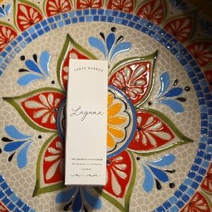 Laguna B White and Black Skincare Serum Box